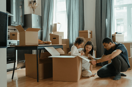 8 Essential Tips for Managing a Long-Distance Move